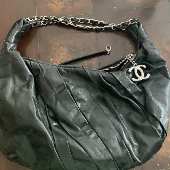 2012 Authentic Chanel Lambskin Hobo - Picture 3 of 5